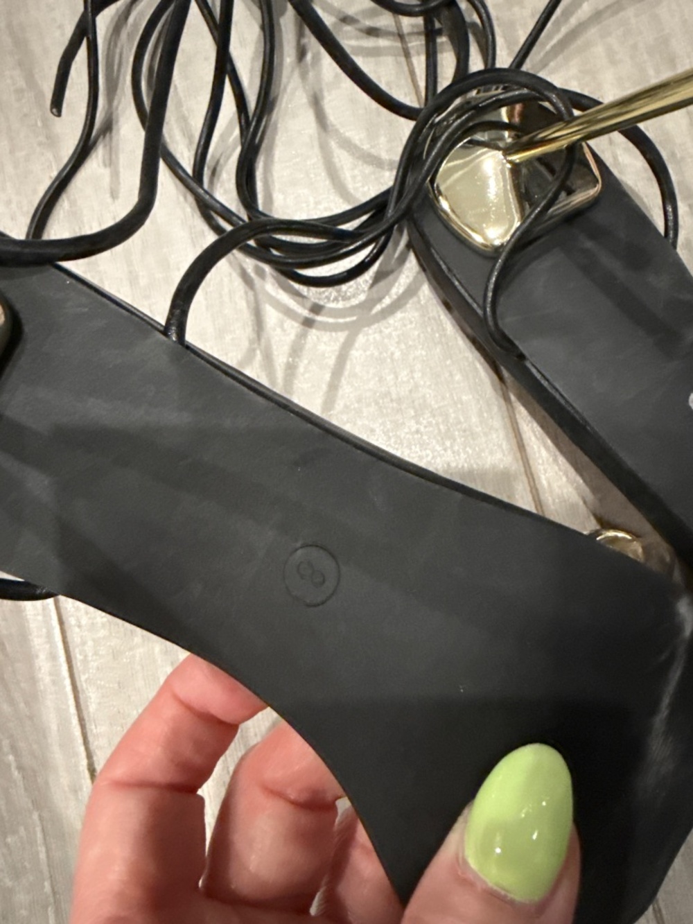 Heels - Picture 3 of 4